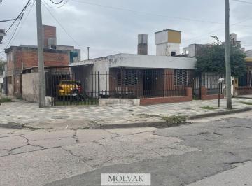 Casa · 180m² · 3 Ambientes · 1 Cochera · Casa en Venta + Departamento Adicional Ideal Para Flipping Inmobiliario en Barrio Alto Alberdi - Esc