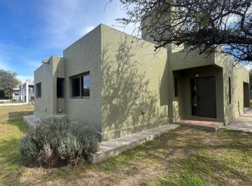 Casa de 4 ambientes, Río Ceballos · Casa en Venta en Villa Catalina Rio Ceballos Barrio Privado