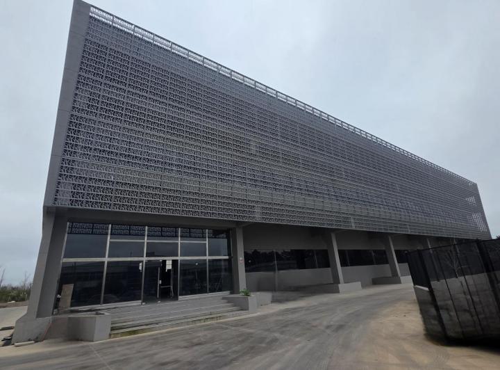 Edificio · 9200m²