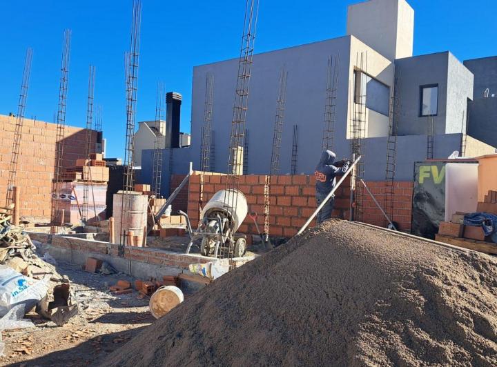 Casa · 141m² · 4 Ambientes · 1 Cochera