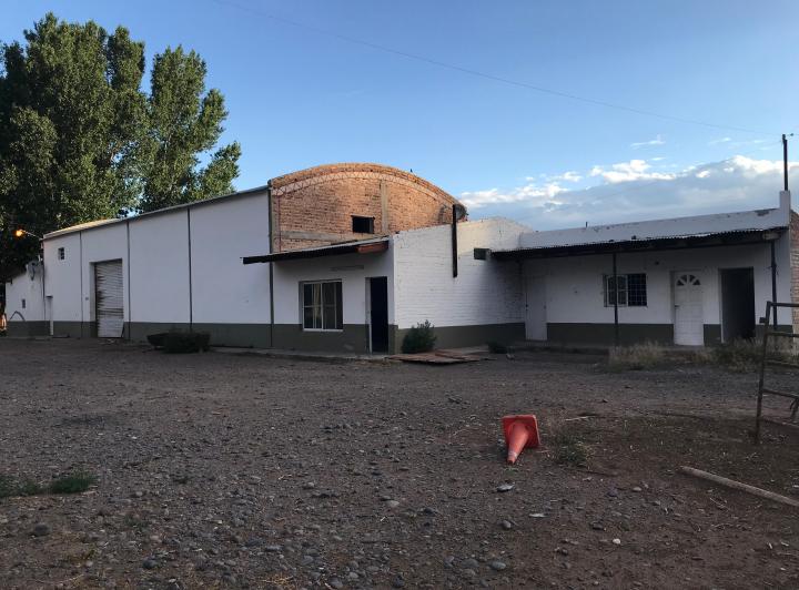 Bodega-Galpón · 350m² · 3 Ambientes