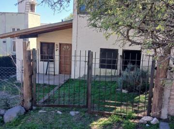 Casa · 300m² · 8 Ambientes · Neuquen Al 100 - Casa 3 Dorm. - Salsipuedes