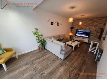 Casa · 120m² · 2 Ambientes · 1 Cochera · Casa con Departamento