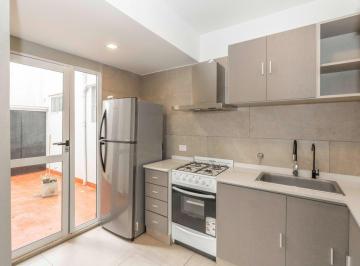Departamento · 53m² · 3 Ambientes · Venta 3 Amb Reciclado a Nuevo con Patio y Balcón