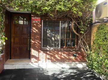 rs:s2jdj4ji4bwhdg6btfvlcb2g · Casa 3 Amb + Play con Terraza - Olivos - Vicente Lopez