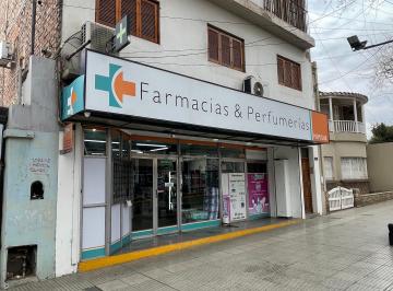 Local comercial de 4 ambientes, Godoy Cruz · Oportunidad de Inversión – Local Comercial en Venta