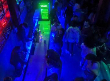 Fondo de comercio de 7 ambientes, Palermo · Espectacular Bar en Palermo Hollywood Frente a América Tv
