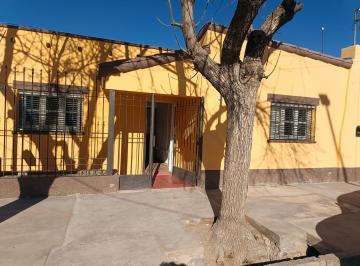 Casa de 8 ambientes, San Martín · Casa en Alquiler, Centro San Martin.