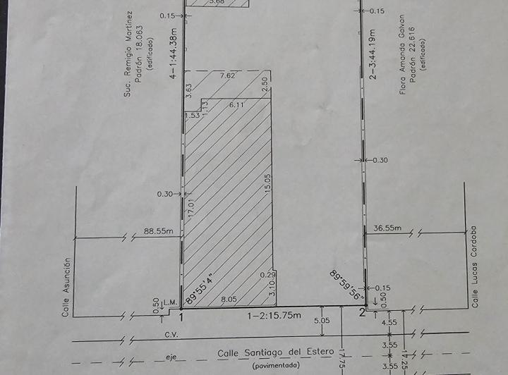 Terreno · 696m²