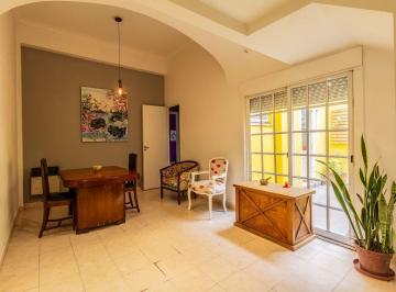 PH · 76m² · 3 Ambientes · Venta PH 3 Amb con 2 Patios - Parque Chacabuco