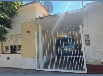 Casa · 26m² · 3 Ambientes · 1 Cochera · Venta de Casa en Santa Teresita