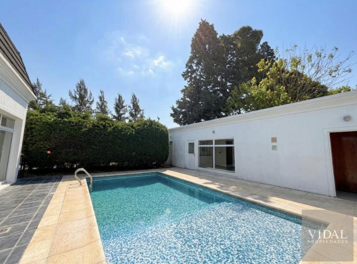 Departamento · 60m² · 2 Ambientes · 1 Cochera