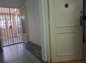 PH · 107m² · 4 Ambientes · Venta PH 4 Amb Dependencia Parque Chacabuco