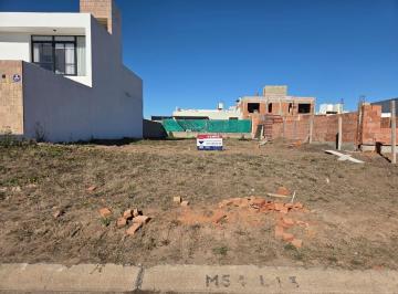 Terreno · 360m² · Se Vende Lote 360 m² en Docta Boulevard