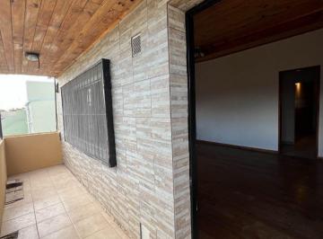 Departamento · 53m² · 2 Ambientes · PH en Venta Los Hornos - La Plata