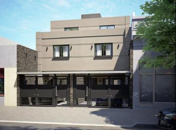 PH · 90m² · 4 Ambientes · 1 Cochera · Venta Triplex 4 Amb. C/cochera, Parque y Parrilla
