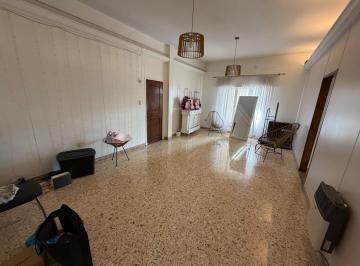 PH · 90m² · 4 Ambientes · Alquiler PH de 4 Ambientes en Wilde