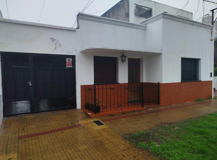 Casa · 120m² · 3 Dormitorios · 1 Cochera