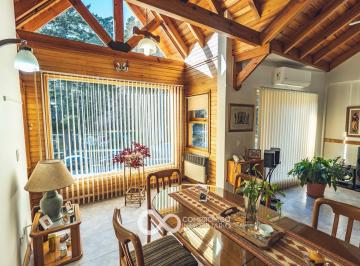 Departamento · 105m² · 3 Ambientes · Venta. Apto Credito. Depto. 3 Amb con Dependencia. Luminoso