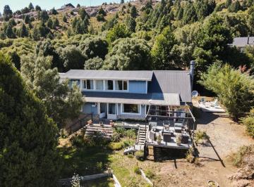 Casa · 200m² · 6 Ambientes · 1 Cochera · Casa 6 Ambientes - Los Faldeos - San Martin de Los Andes