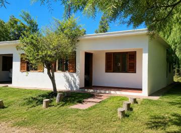Casa de 6 ambientes, Palmira · Casa con Terreno en Venta 3 Dorm. San Roque Maipú Mendoza