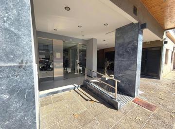 Departamento · 34m² · 1 Ambiente · San Nicolás 2050: Alquiler de Impecable Monoambiente + Balcón