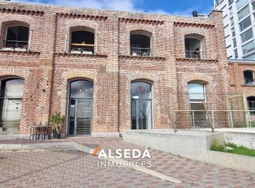 Local comercial · 105m² · 1 Ambiente · Forum Puerto Norte - Local Comercial 110 m²