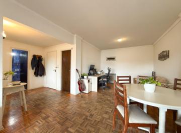 Departamento · 89m² · 4 Ambientes · Venta Departamento Piso Completo 2 Dorm.