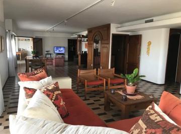Foto · Departamento Piso Exclusivo de Categoría 4 Dorm., Doble Cochera y Balcón 230 m²