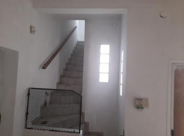 Casa de 4 ambientes, Avellaneda · Venta Casa Sarandí en Dos Plantas. Apta Crédito.