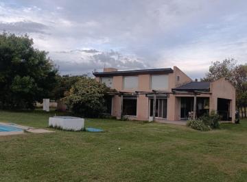 vista de la casa · Alquilo Temporal Casa Quinta en Baradero Para 9 Personas