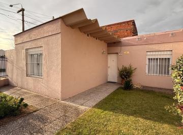 Casa · 91m² · Casa en Venta, Dos Dorm., Bahia Blanca.