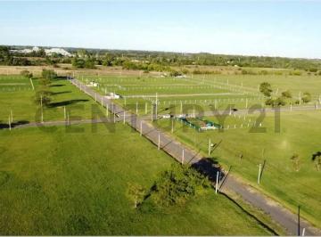 Terreno · 344m² · 161 Entre 501 y 503 Barrio Senderos Lote en Venta
