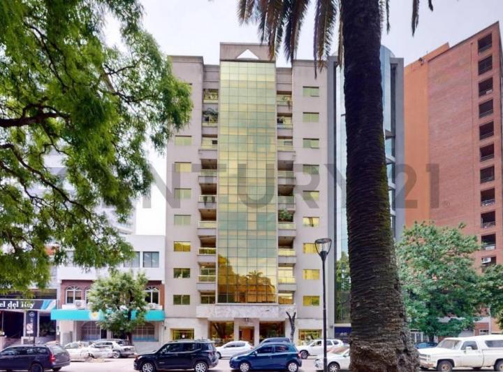 Departamento · 600m² · 8 Ambientes · 2 Cocheras