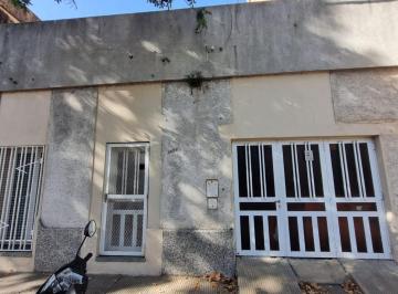 PH · 107m² · 6 Ambientes · 1 Cochera · Casa en Venta 3 Dorm. a Reclicar Arroyito