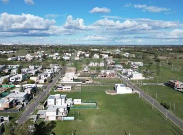 Terreno · 200m² · Lotes en Altos de Don Carlos I y II