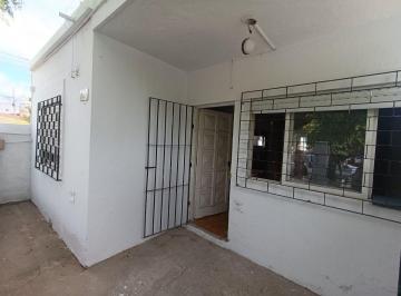 Casa · 109m² · 4 Ambientes · Casa Multifamiliar en Venta en Moreno con Patio