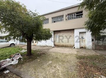 Bodega-Galpón · 300m² · 4 Ambientes · Calle 74 E/ 1 y 115 | Galpon de 300 m Cubiertos