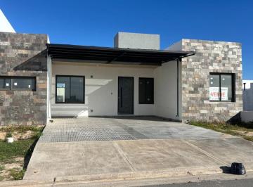 Casa de 6 ambientes, Córdoba · Casa en Venta a Estrenar 3 Dorm. Quebradas de Manantiales