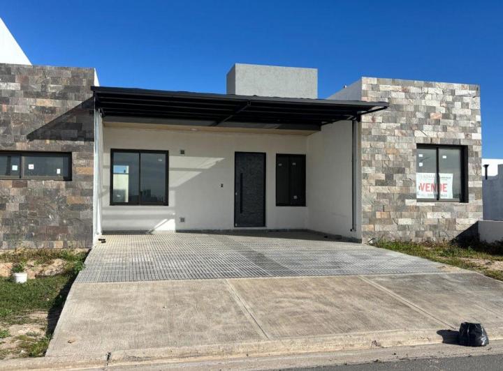 Casa · 146m² · 6 Ambientes · 1 Cochera