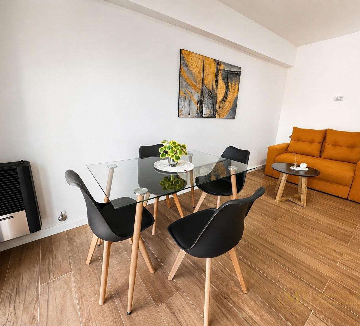 Excelente departamento de 2 ambientes totalmente reciclado, con diseño moderno