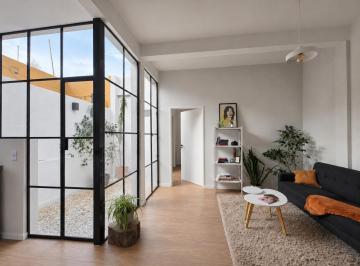 PH · 43m² · 2 Ambientes · Venta - Colegiales - PH 2 Ambientes con Patio - Toilette y Baño en Suite - Impecable