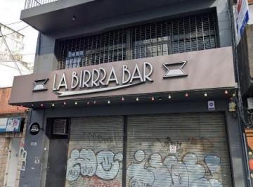 Local comercial · 250m² · Venta Local 250 m² en 2 Ptas. S/lote 8.66x21.87 m² en R. Mejía - Muy Buen Estado