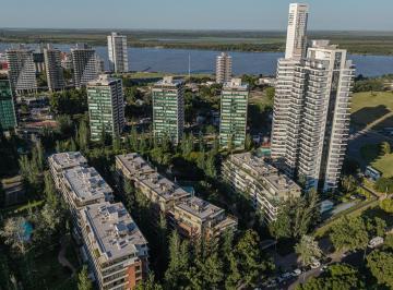 Departamento · 105m² · 5 Ambientes · 2 Cocheras · Condominios del Alto Piso 6 - Venta Departamento 3 Dorm. en Rosario