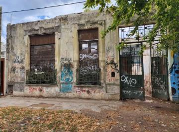 Terreno · 404m² · 65 Entre 8 y 9 Lote en Venta La Plata Inversion