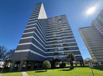 Departamento · 31m² · 3 Ambientes · 1 Cochera · Departamento en Sarmiento