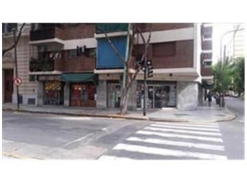 Local comercial · 45m² · 1 Ambiente · Local Al Frente en Alquiler con Gran Sotano