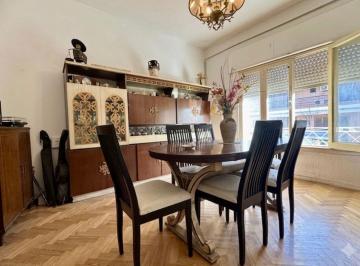 Casa · 170m² · 4 Ambientes · 1 Cochera · Venta Casa 4 Ambientes con Cochera y Terraza