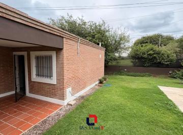 Casa · 116m² · 4 Ambientes · 1 Cochera · Duplex en Rivera Indarte