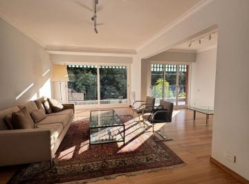 Departamento · 201m² · 4 Ambientes · 1 Cochera · Alquiler con Vista a Plaza Vicente López. 3 Dorm, Terraza y Cochera en Recoleta